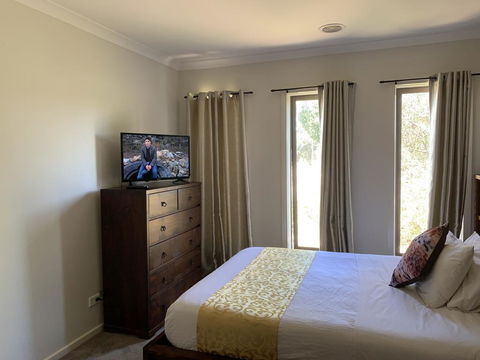 Apple House - Accommodation Burleigh 3