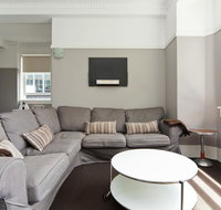 Apt - Sunny with Views - Accommodation Burleigh