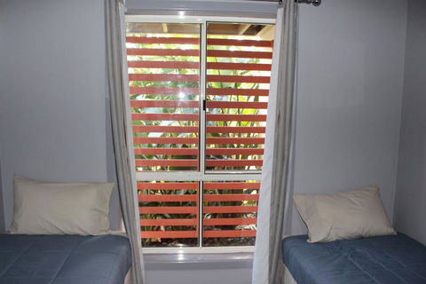 Aqualuna Apartments - Accommodation Burleigh 1