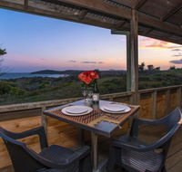 Aqualuna- Excellent surfing beaches. - Accommodation Burleigh