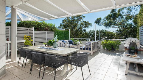 Arabella - Stylish Seaside Sanctuary With Views - Accommodation Burleigh 0
