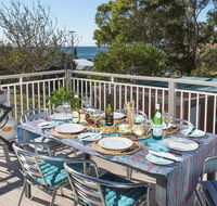Araluen on Holden - great deck with ocean views - Accommodation Burleigh