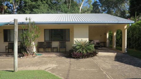 Arcadia Palms Unit 1 - Accommodation Burleigh 1