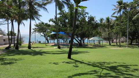 Arcadia Villas Unit 3 - Accommodation Burleigh 1