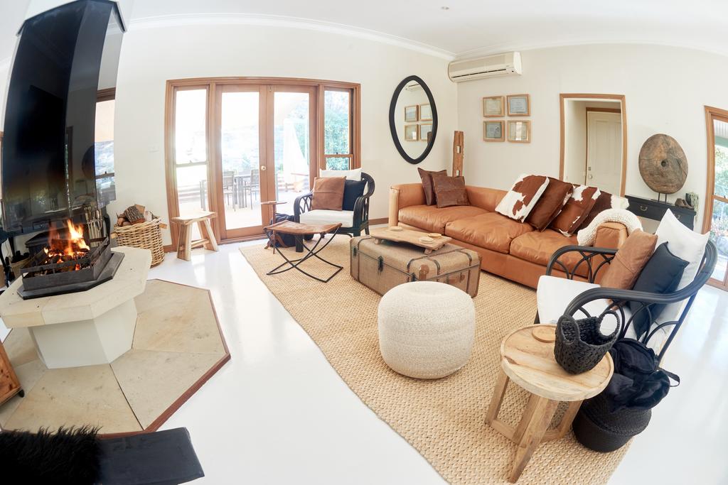 Laguna NSW Accommodation Burleigh