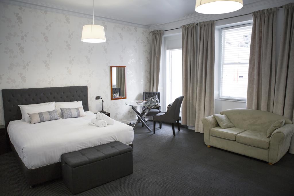 Queens Domain TAS Accommodation Burleigh