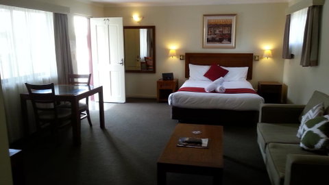 Armidale Pines Motel - Accommodation Burleigh 0