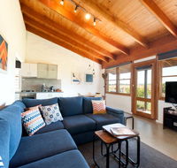 Art at Linden Gate - Accommodation Burleigh