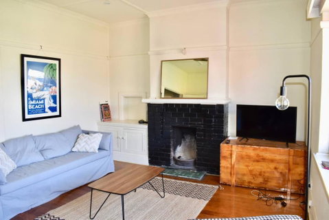 Artistic Apartment In Sunny Elwood Near St Kilda - Accommodation Burleigh 0