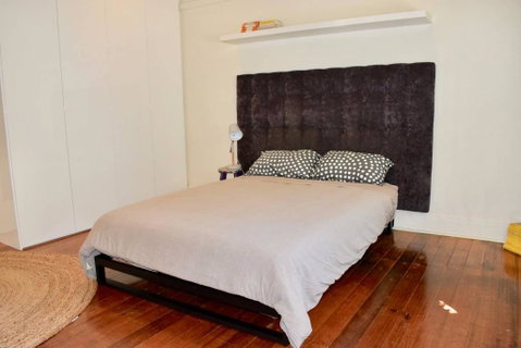 Artistic Apartment In Sunny Elwood Near St Kilda - Accommodation Burleigh 3