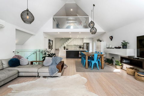 Arya Holiday House Byron Bay - Accommodation Burleigh 1