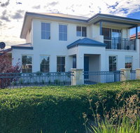 Ashington Gardens - Accommodation Burleigh