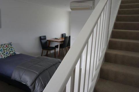 Ashmont Motel And Apartments - Accommodation Burleigh 1