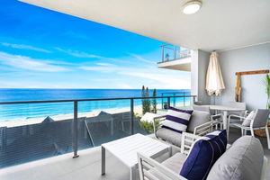 Luxury Ocean View Apartment