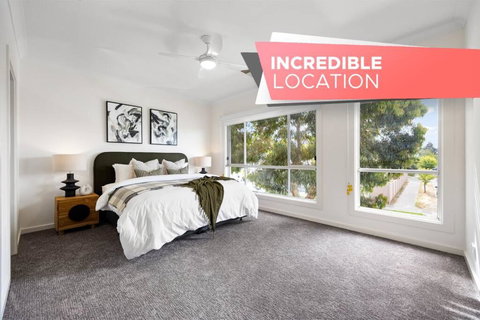 Mawson Lakes Retreat - 3BR, Wifi, Parking - Accommodation Burleigh 0