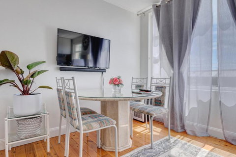 Miracle Miranda Sydney Apartment - Accommodation Burleigh 1