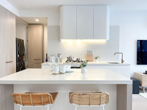 Modern Luxury 2B2B Sky Garden SmartTV - Accommodation Burleigh 3