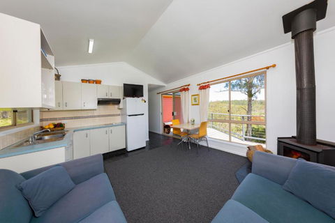 Moffat Falls Cottage Overlooking Waterfalls And Mountains - Accommodation Burleigh 2