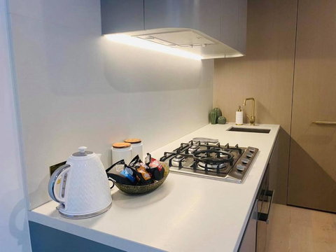 Moody Moon Apartment @ Sky Garden - Glen Waverley - Accommodation Burleigh 3