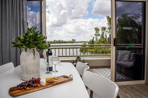 Mulwala Lakeside Apartment - Accommodation Burleigh 0