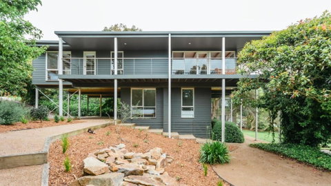 Nantucket - Accommodation Burleigh 0