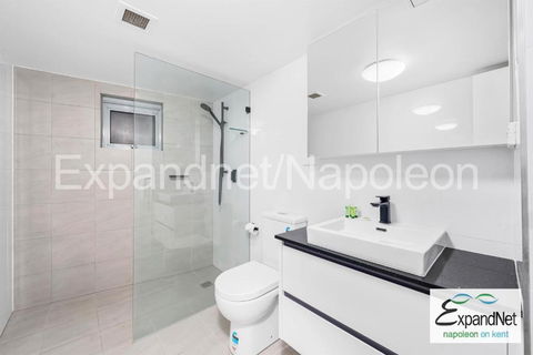 Napoleon On Kent - Accommodation Burleigh 1