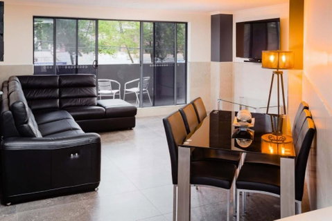 Nautilos On The Harbour - Accommodation Burleigh 2