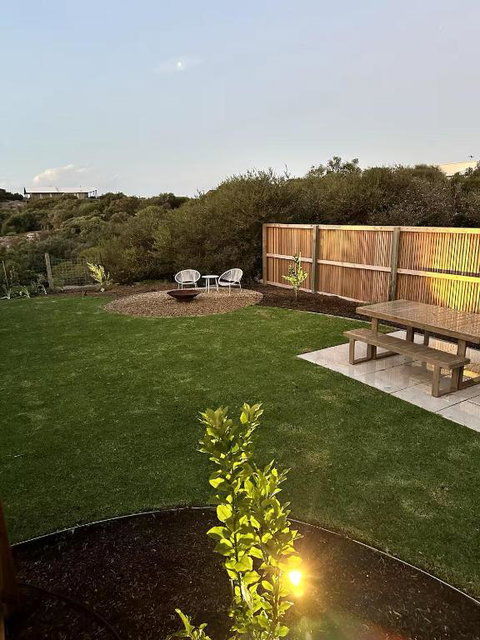 NEW Magpie Sands - 3 Bedroom Home - Downstairs Only, 1 Min Walk To Aldinga Beach - Accommodation Burleigh 0