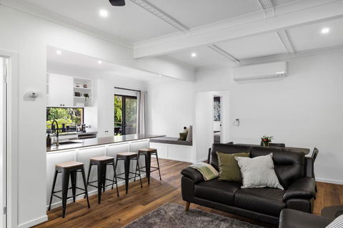 New Modern 2 Bedroom Mountain Retreat Escape - Accommodation Burleigh 3