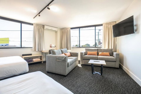 Nightcap At Chardons Corner Hotel - Accommodation Burleigh 1