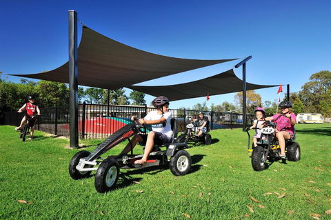 NRMA Eastern Beach Holiday Park - Accommodation Burleigh 3