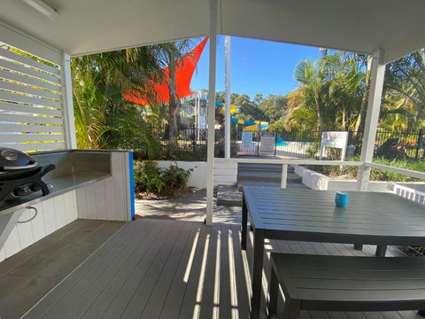 Nobby Beach Holiday Village - Accommodation Burleigh 1