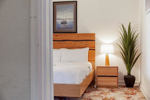 North Beach Cottage By Swan Bnb Management - Accommodation Burleigh 1