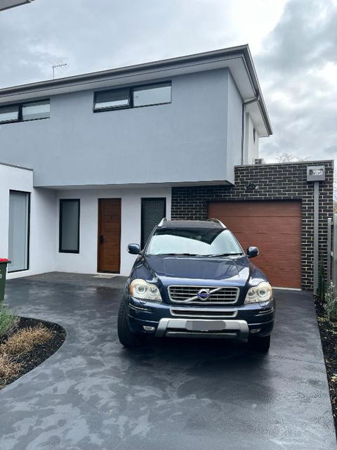 Oasis House - Accommodation Burleigh 1