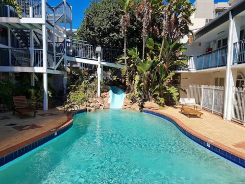Oceanic Escape 50m To Beach - Accommodation Burleigh 2