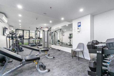 Park Avenue Apt In The Heart Of The City - Accommodation Burleigh 1