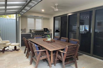 Palm Beach The Best Trending Place On The Coast with Accommodation Burleigh