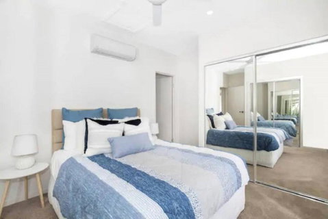 Park Avenue Terrace 1 Just 4km CBD - Accommodation Burleigh 3