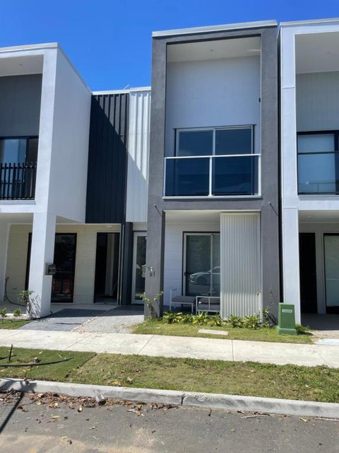 Peaceful Paradise - Accommodation Burleigh 1