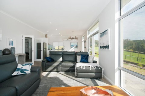 Peaceful Ridge Resort - Accommodation Burleigh 3