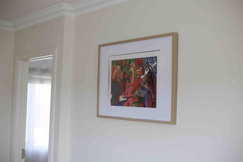 Perfectly Modern Living Home In Burwood - Accommodation Burleigh 3