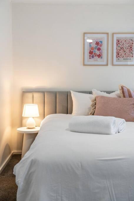 Petal And Bloom - 3BR Family CBD - Accommodation Burleigh 2