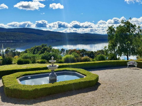 Pointe Rapide Estate - Accommodation Burleigh 2