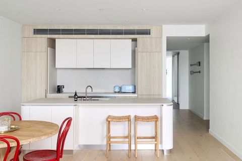 Portside On Honeysuckle - Accommodation Burleigh 2