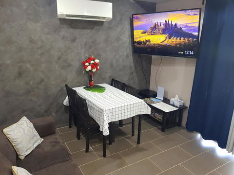 Quiet 2 Bedroom Farm House - Accommodation Burleigh 0