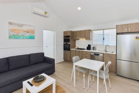 RAC Cervantes Holiday Park - Accommodation Burleigh 2
