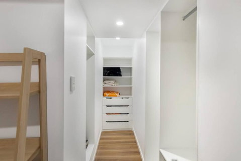Prime Location, Stylish Space - Accommodation Burleigh 3