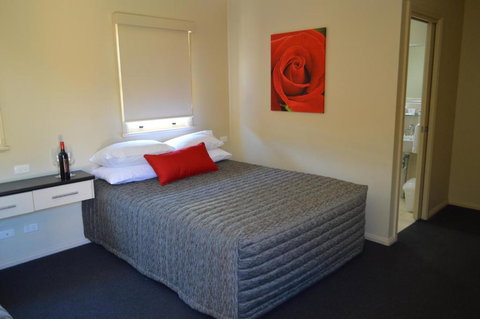 Prince Of Wales Hotel Gulgong - Accommodation Burleigh 3