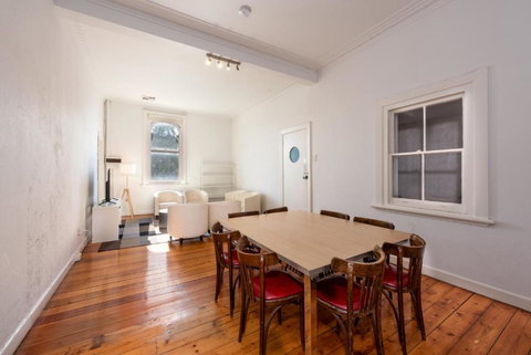 Private Unit In Heritage Building In Fitzroy North - Accommodation Burleigh 3