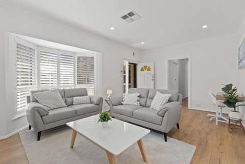 Quiet 2-Bed Retreat With Private Courtyard - Accommodation Burleigh 0